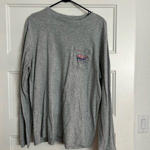 Mens sz M long sleeve Vineyard Vines cotton gray tshirt